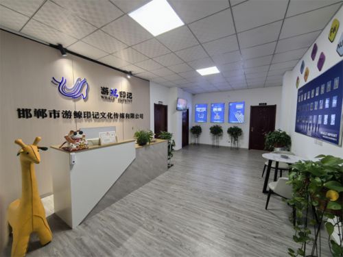 用设计提升品牌形象他们在一品威客平台随时待命(图1)