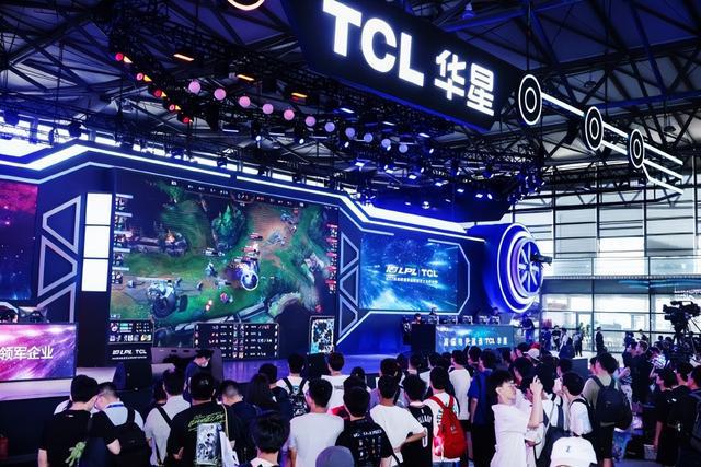 连斩1金2银！头部显示企业TCL华星获营销领域EMA大奖(图2)