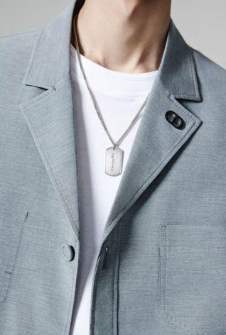 剪裁考究搭配经典设计迪奥西服展现品牌品牌标志性元素(图2)