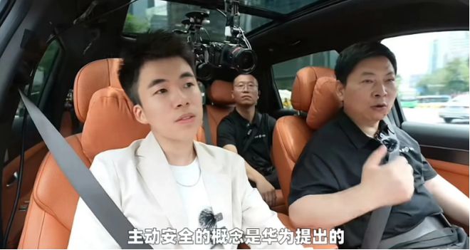 智驾故障100%！吹牛营销翻车“神化教主”荼毒车圈酿多起车祸？(图9)