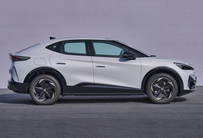 外观设计拉风售价2099万起IDUNYX与众正式上市(图3)