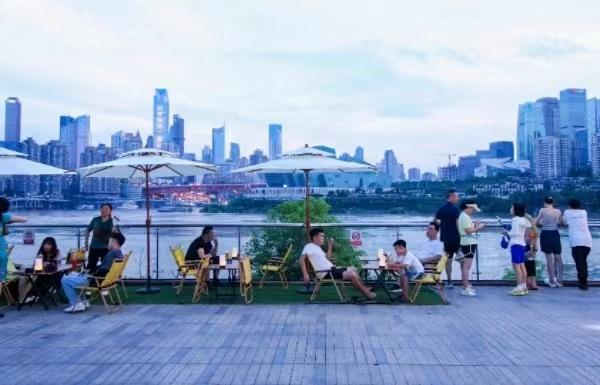 2024不夜南滨生活节启幕夏季夜间消费活动持续1个月(图2)