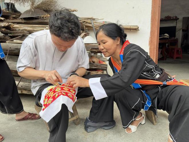 熙然品牌创始人唐新宇：传承与创新并重推动民族刺绣走向世界(图2)