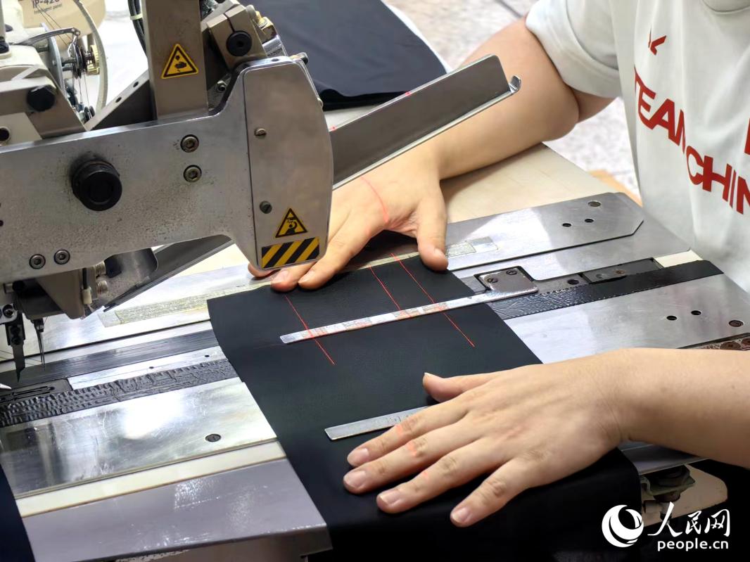 品牌福建丨一条裤子如何“走向”奥运会(图1)