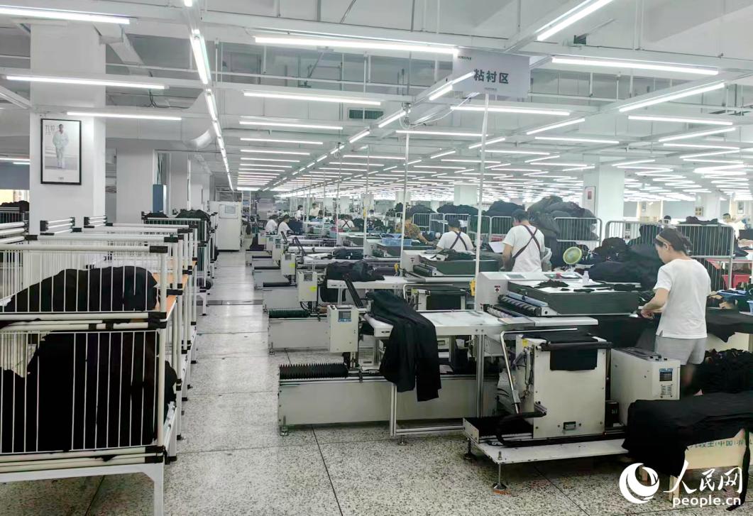 品牌福建丨一条裤子如何“走向”奥运会(图2)