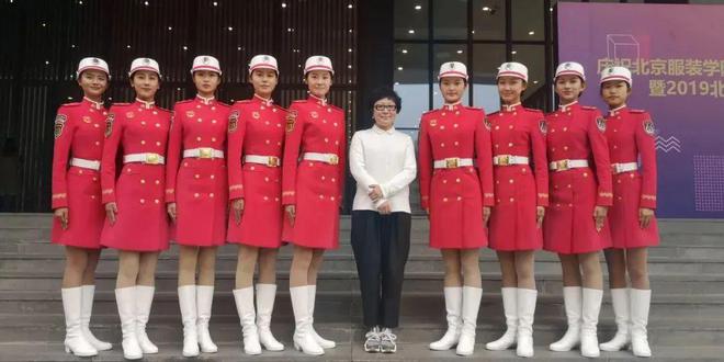 巴黎奥运会｜专访：“衣”脉相承——奥运服装设计中的科学和艺术(图1)