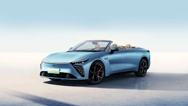 国内首款！星途星纪元ES敞篷版设计图发布：采用4门5座布局(图2)