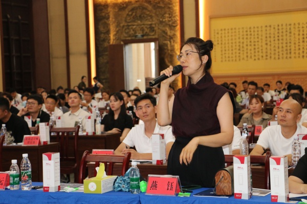 《月谈越好》设计之路前瞻邓州分享会圆满落幕(图5)