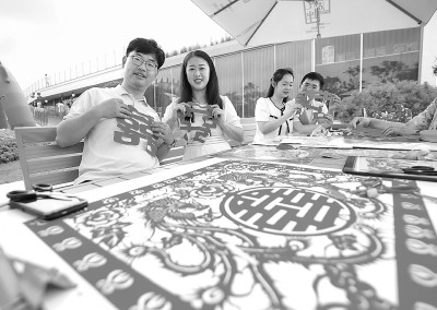 历久弥新的中式浪漫——各地开展丰富多彩的“我们的节日·七夕”主题文化活动(图1)