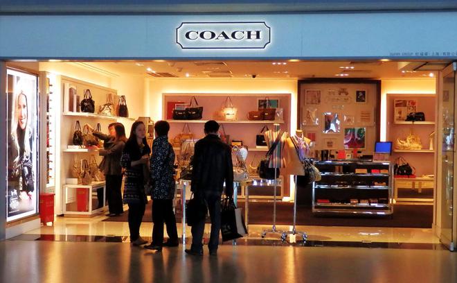 蔻驰母公司中国市场销售额下降轻奢品牌失宠？(图1)