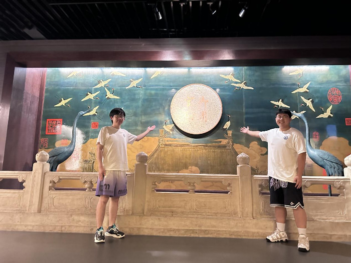 阳光学院跨境电商学院“钧瓷新韵”实践队赴河南钧瓷博物馆开展社会实践活动(图4)