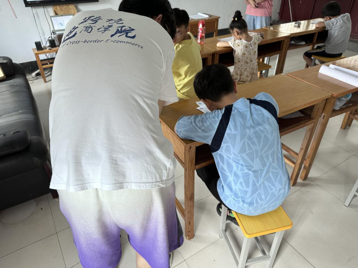 阳光学院跨境电商学院“钧瓷新韵”实践队赴河南钧瓷博物馆开展社会实践活动(图5)