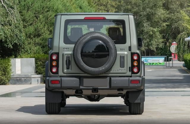 将经典“复活”全新北汽212上市从一款车到一个品牌(图4)