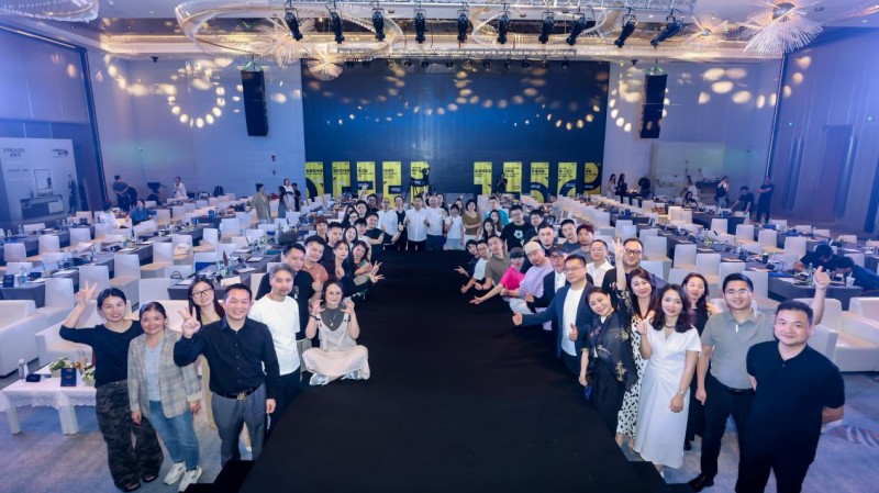 打造顶尖IP引领流量时代ANNWA安华助力第一届中国设计美学博主大会成功举办!(图1)