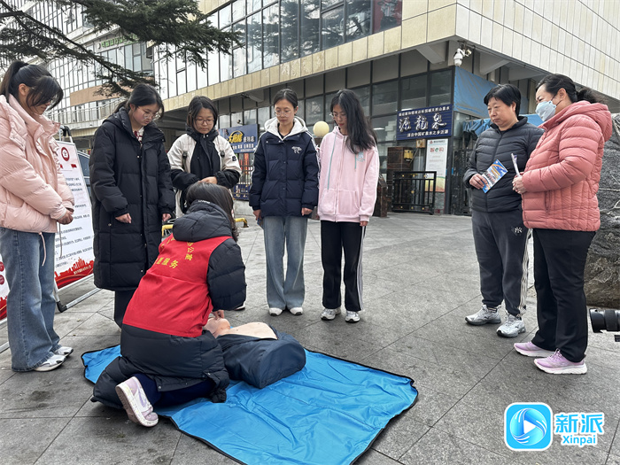 筑牢民防意识共建平安家园——潍坊市“3·1国际民防日”国防动员主题宣传活动火热开展(图3)