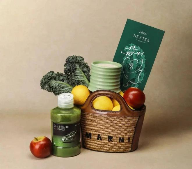 在茶饮店“吃草”是什么新风尚？(图9)