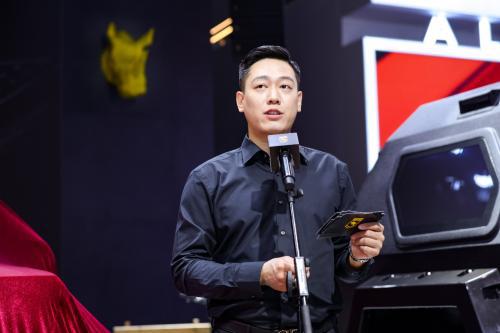 传奇再现勇闯天府--成都车展的乔治巴顿盛宴(图1)