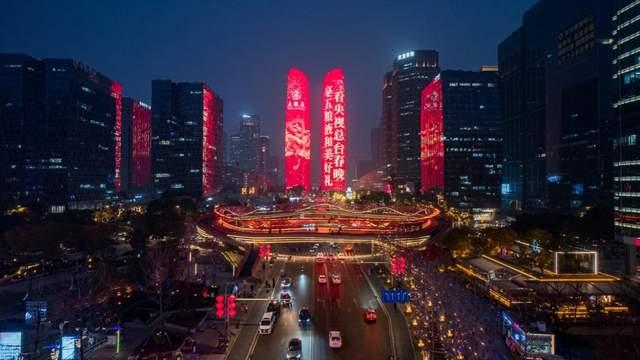 竞逐春节市场在五粮液品牌营销中听酒业创新强音与回响(图1)