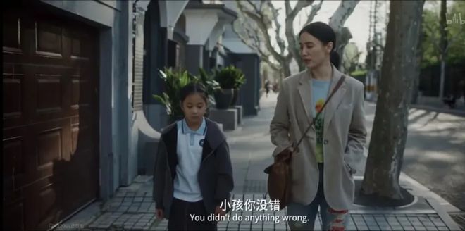 奢侈品营销时尚营销必读：千元包火热折射出时尚消费和传播逻辑正在悄然变化(图1)