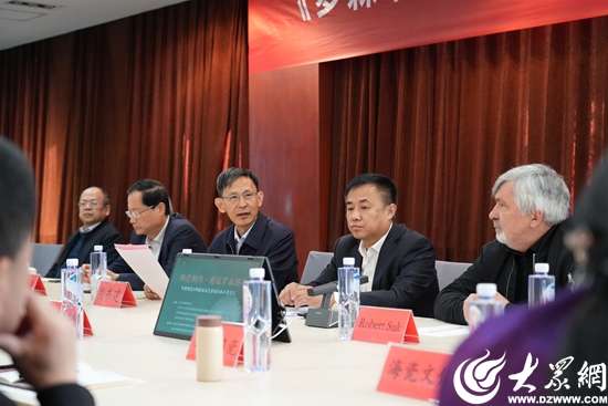 跨界对话绘新篇中欧陶瓷品牌建设与艺术设计思享汇在硅元国瓷举办(图1)