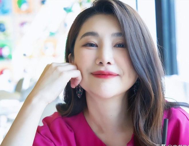 王励勤妻子原来就是她！怪不得能成国乒当家人颜值不输内娱女星(图15)