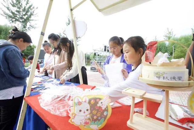 文艺演出、文化市集、中秋游园……北京怀柔区80余场活动庆中秋(图2)