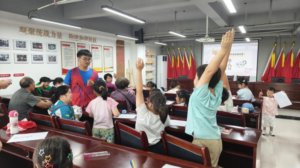 脚步丈量乡土爱心助力成长——安徽理工大学机电工程学院开展暑期“三下乡”社会实践活动(图2)