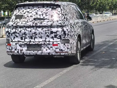 魏牌全新SUV谍照曝光搭载激光雷达(图2)