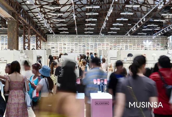 韩国潮牌集体入华这家安踏投资的品牌扬言要开100家店(图4)