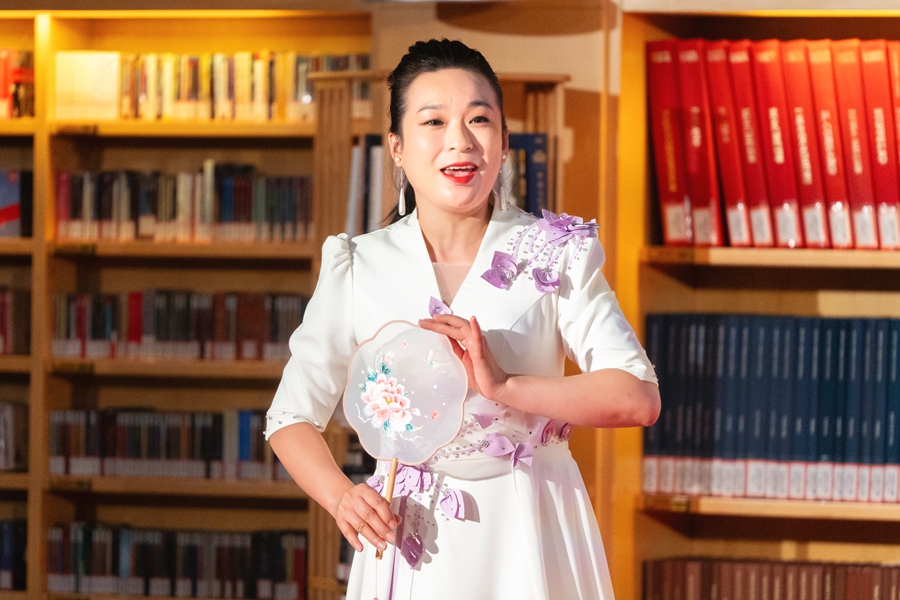 八桂歌飘山水间——广西民歌讲唱会在国家大剧院隆重上演(图8)