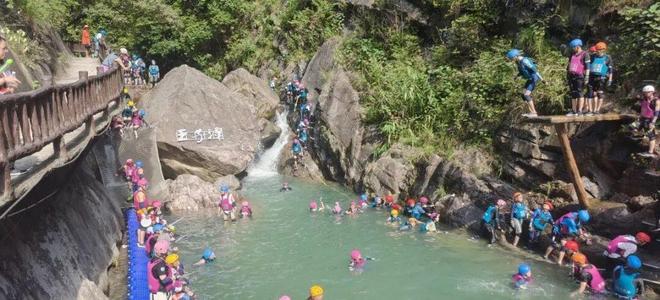 7258万人次631亿元！清新双节期间旅游人次增长率居全市第一！(图3)