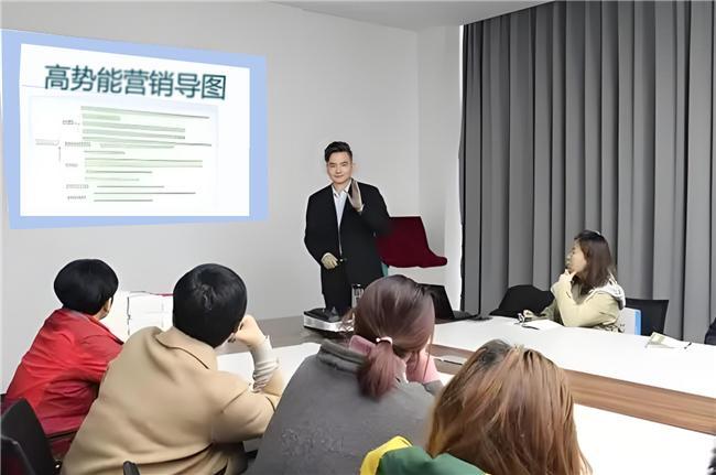 凯闻教授高势能营销让品牌价值“战无不胜”(图1)