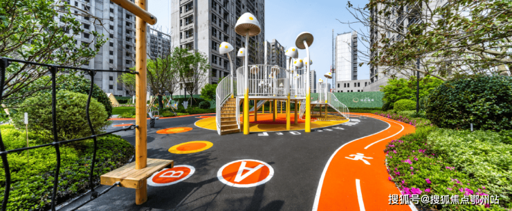 2025聚焦:上海【陆家嘴锦绣澜湾】售楼处电话地址浦东【陆家嘴锦绣澜湾】户型价格楼盘百科上海2025最新销售动态(图4)