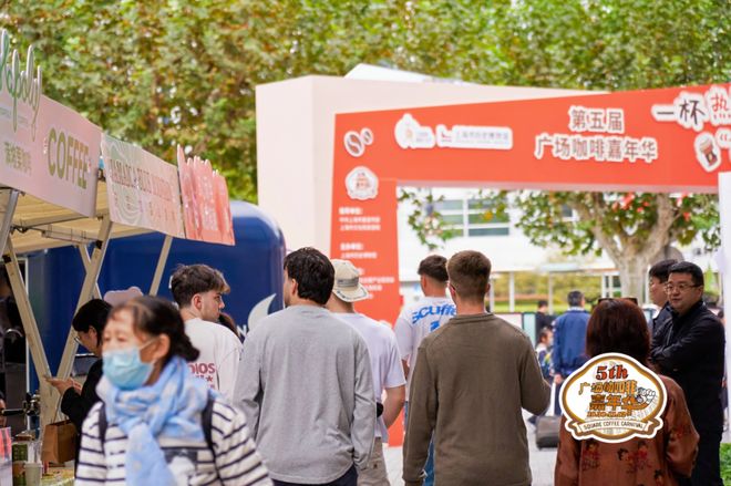 “历博雅韵·银龄暖东”：南京东路街道敬老月主题活动(图1)