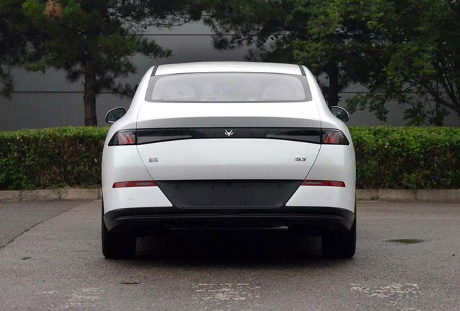 撕碎模仿者标签11月自主品牌新车用设计硬刚全球(图7)