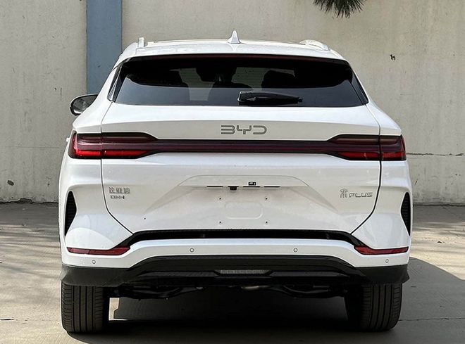 撕碎模仿者标签11月自主品牌新车用设计硬刚全球(图5)