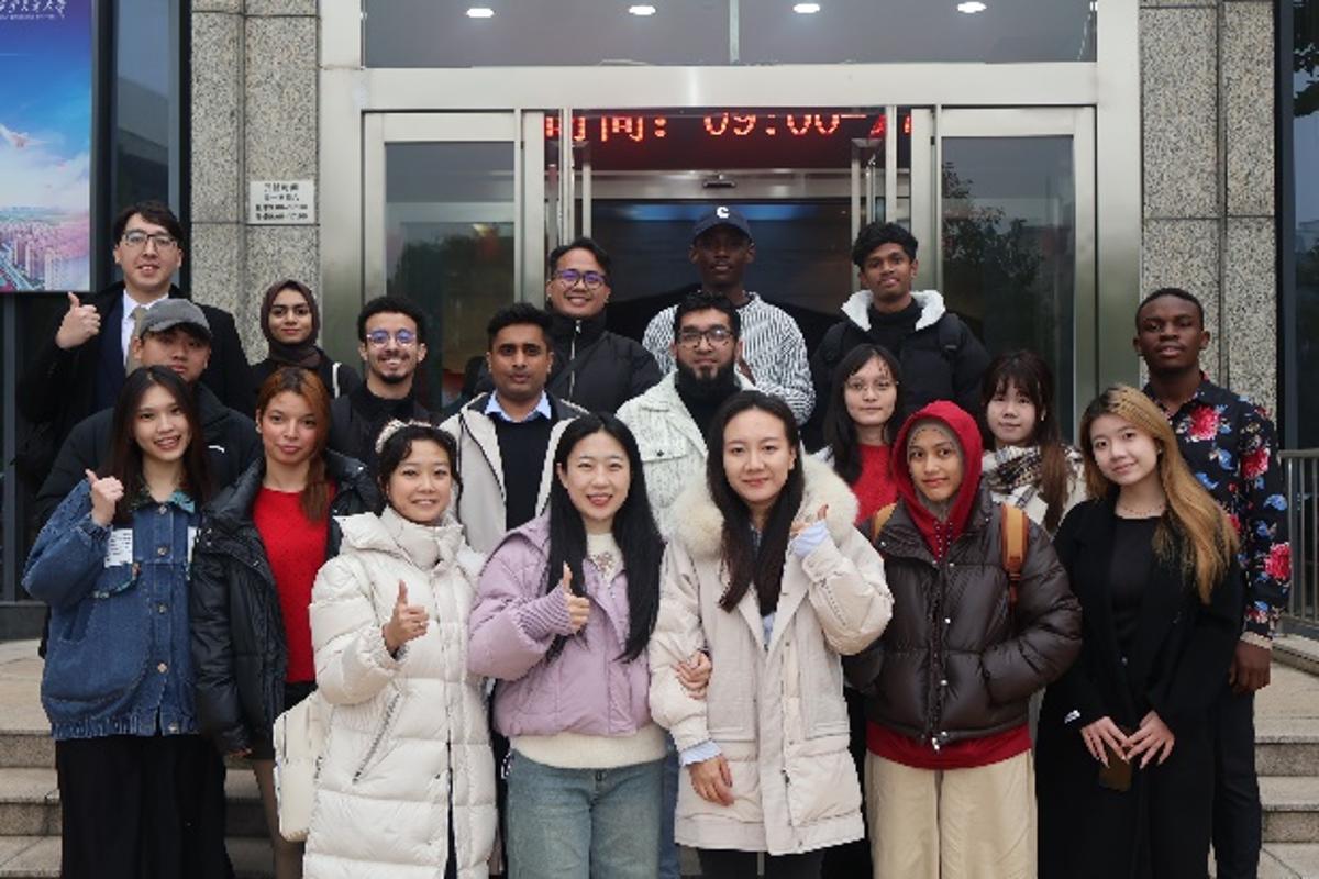 西安交通大学国际学生会与西北工业大学国际学生会跨校交流活动举行(图1)