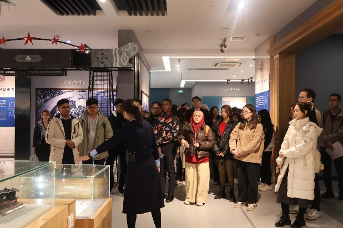 西安交通大学国际学生会与西北工业大学国际学生会跨校交流活动举行(图2)