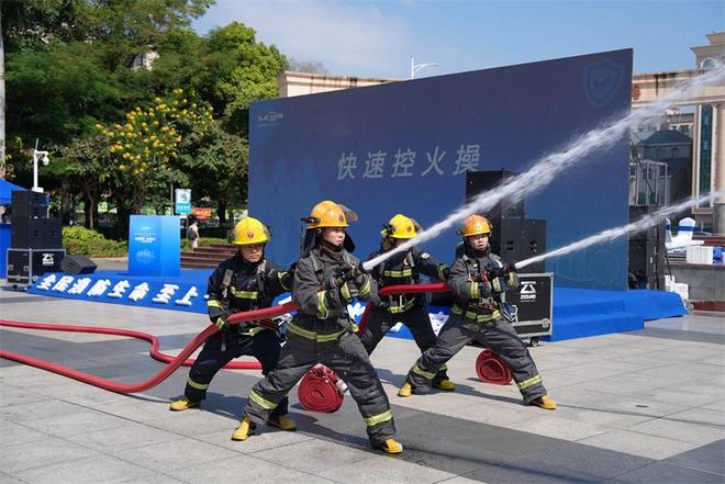 燕罗街道启动消防宣传月活动邀全民共护平安(图1)