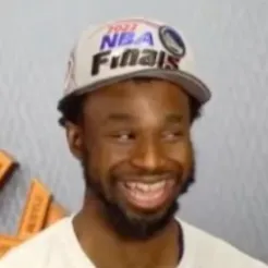 下次搞这种活动能提前请个活动策划先规划好每个游戏的流程然后请个专业主持人吗？(图1)