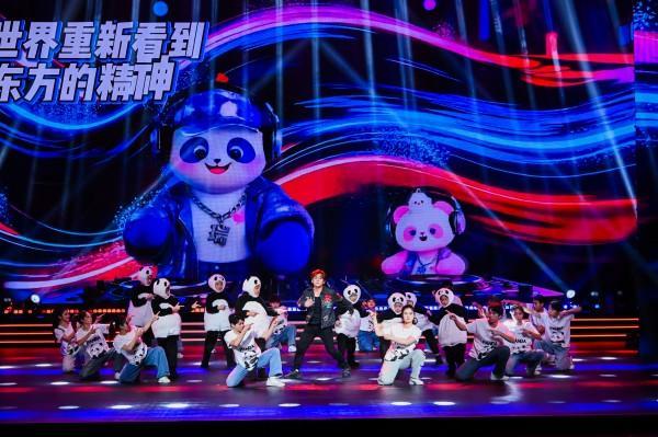 蒙牛瑞哺恩携手“冰墩墩”设计师发布IP新形象温情传递“国宝级呵护”品牌理念(图5)