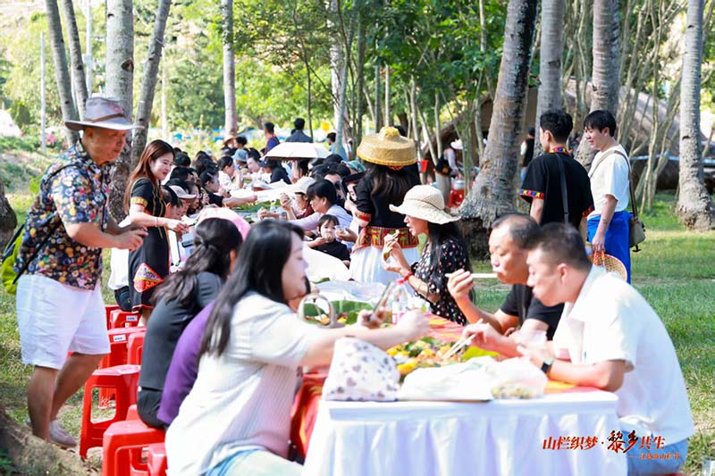 “山栏织梦·黎乡共生”东方市江边乡山栏节主题活动启幕(图5)
