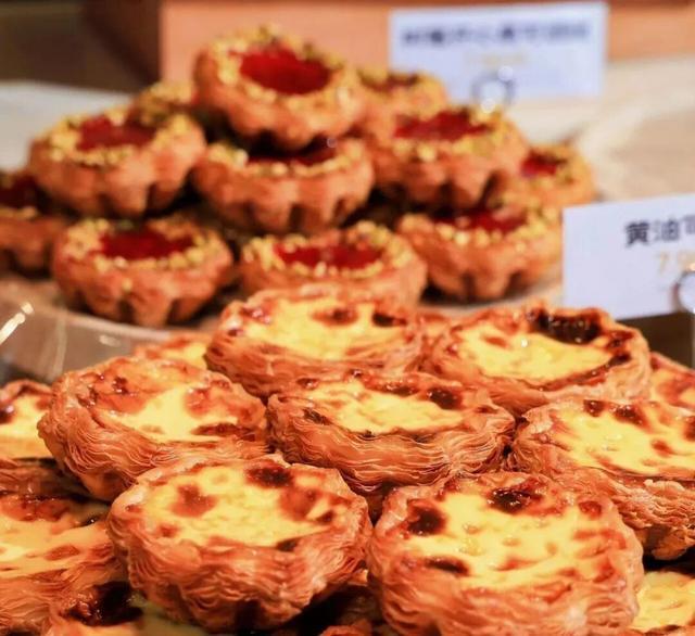 喜茶heytealab20全国首店落地上海；泸溪河跨界卖茶咖(图1)