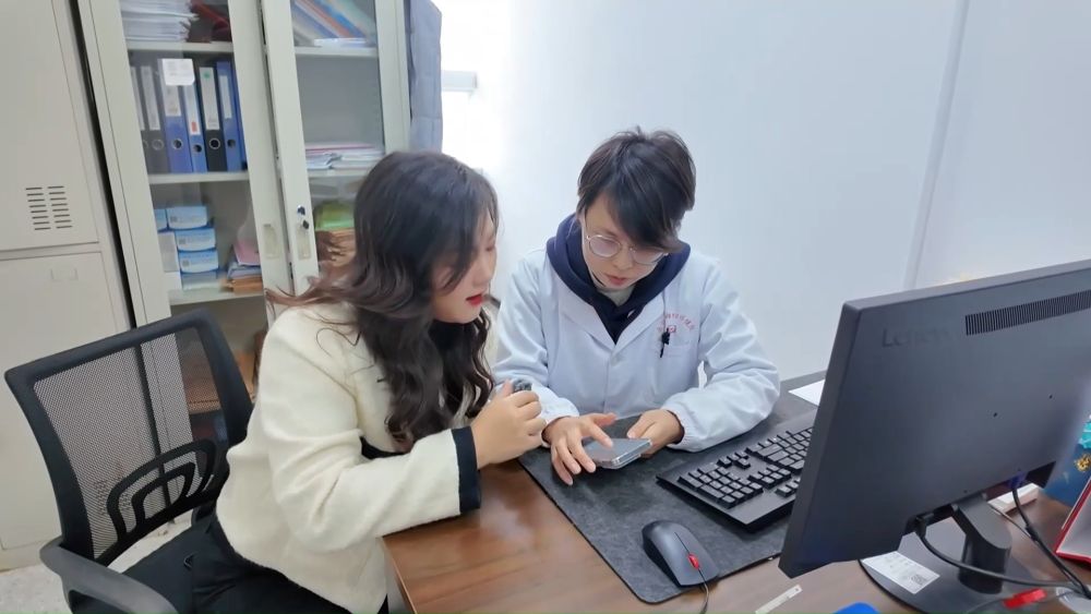 新华视点|精准施策惠民生实事落地暖民心(图2)