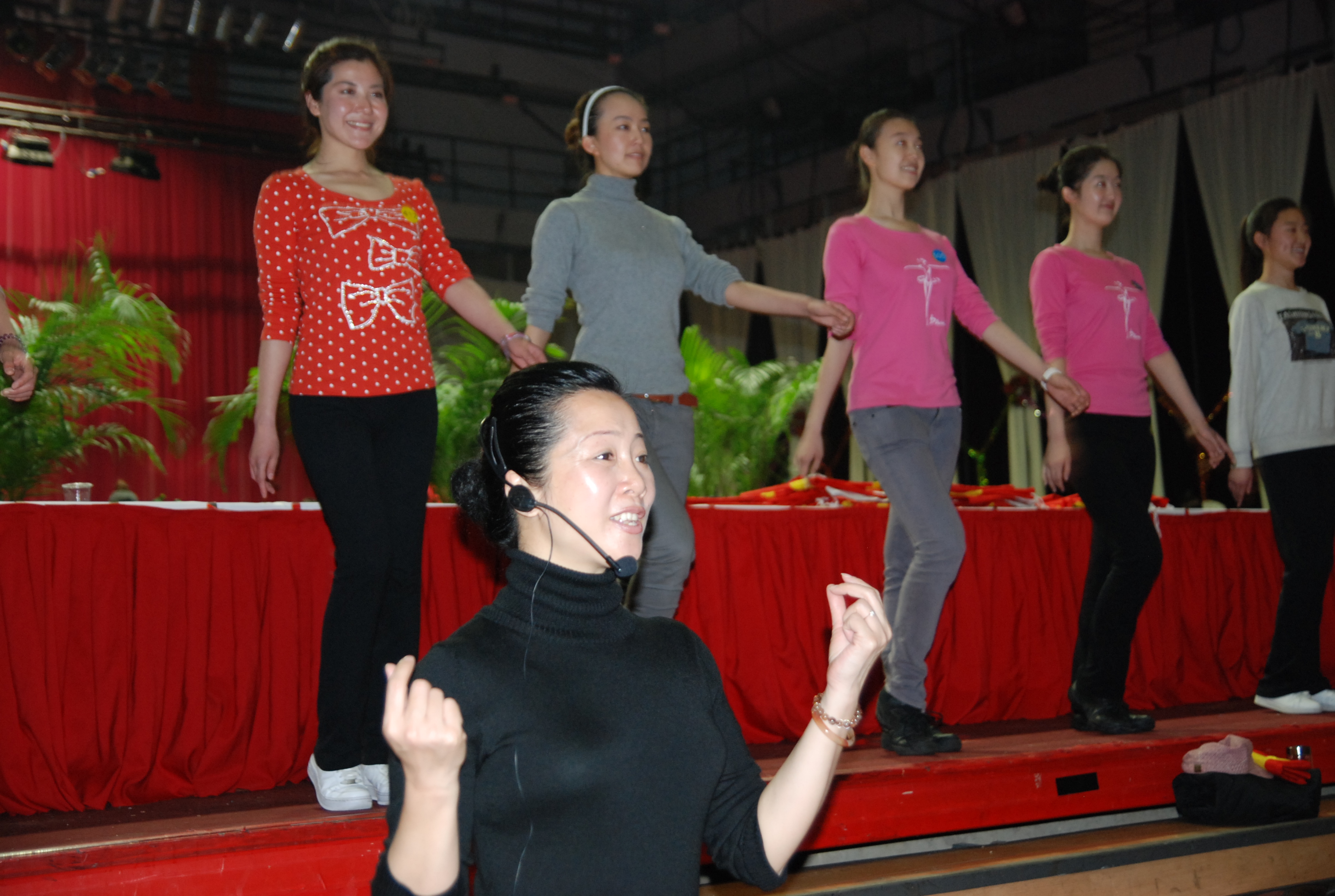 2026年高端宴请之道：如何甄选专业的礼仪服务伙伴(图1)