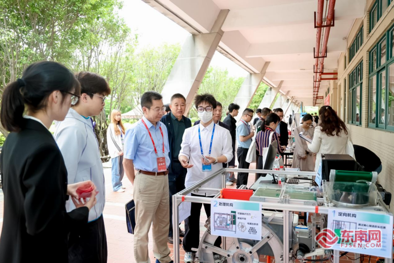 福建18所院校800名选手齐聚华大比拼机械创新设计(图2)